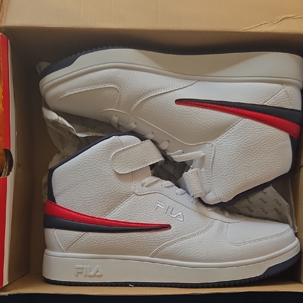 Fila White and Red High-Top Shoes